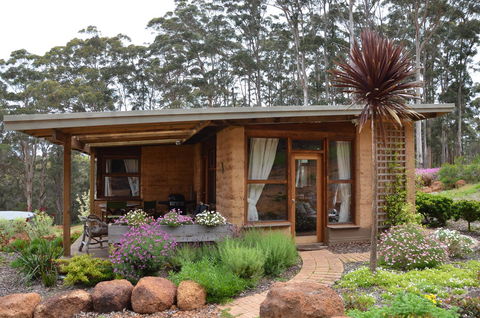 The Floating Forest - Accommodation in Bendigo 14
