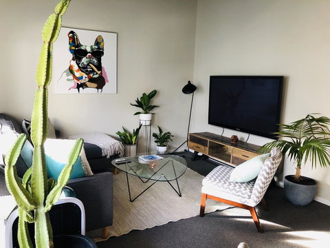 West Beach Lagoon 220 Stylish And Cozy - Accommodation in Bendigo 8