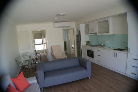 Mill View Link - Accommodation in Bendigo 8