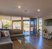 Starboard Views Kalbarri - River Front Apartment - Accommodation in Bendigo