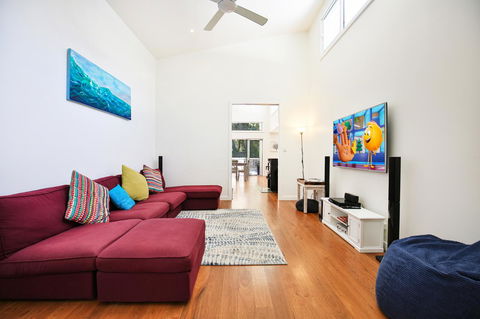 Calming Waters - Pet Friendly - Community Pool - Accommodation in Bendigo 9