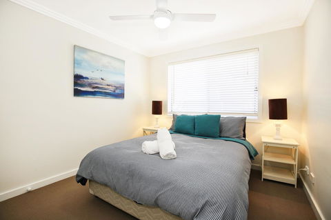 Calming Waters - Pet Friendly - Community Pool - Accommodation in Bendigo 17