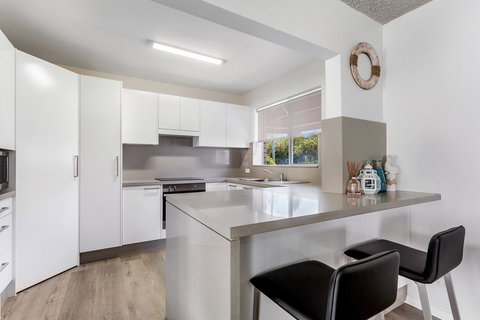 Laman Lodge, Unit 2, 15 Laman Street - Accommodation in Bendigo 6