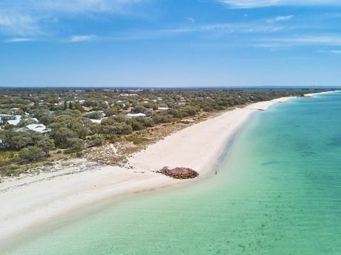 Cape View Beach Resort - Accommodation in Bendigo 9