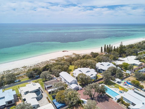Cape View Beach Resort - Accommodation in Bendigo 0