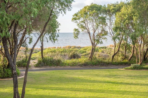 Cape View Beach Resort - Accommodation in Bendigo 13