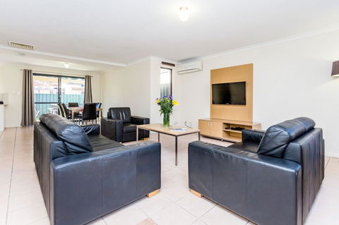 Country Comfort Perth - Accommodation in Bendigo 24