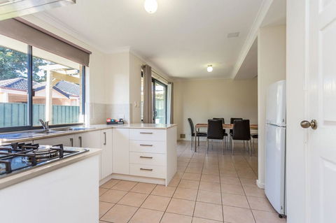 Country Comfort Perth - Accommodation in Bendigo 10