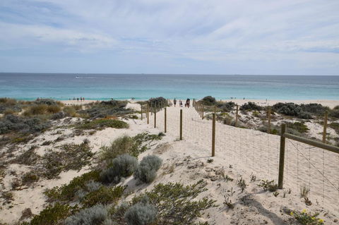 West Beach Lagoon 123 - Location & Views!!! - Accommodation in Bendigo 18