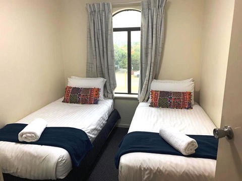 West Beach Lagoon 123 - Location & Views!!! - Accommodation in Bendigo 4