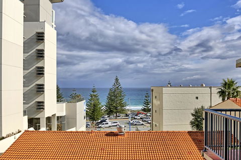 West Beach Lagoon 123 - Location & Views!!! - Accommodation in Bendigo 13
