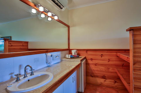 Kimberley Hotel - Accommodation in Bendigo 8
