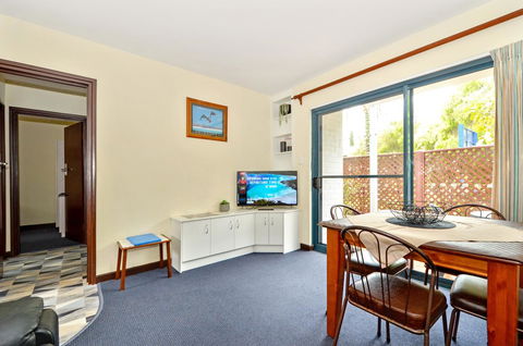 Dolphin Lodge Albany - Self Contained Apartments At Middleton Beach - Accommodation in Bendigo 27