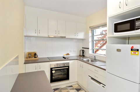 Dolphin Lodge Albany - Self Contained Apartments At Middleton Beach - Accommodation in Bendigo 12