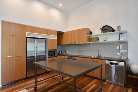 East On Byron - Accommodation in Bendigo 12