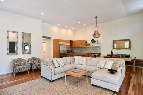 East On Byron - Accommodation in Bendigo 13