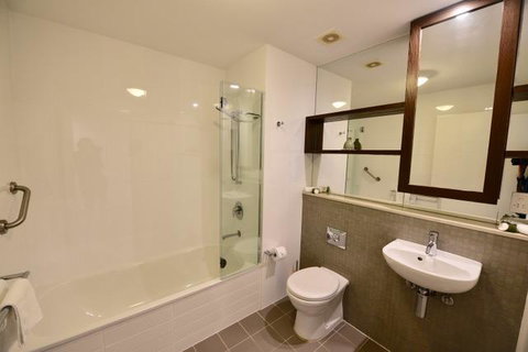East On Byron - Accommodation in Bendigo 6