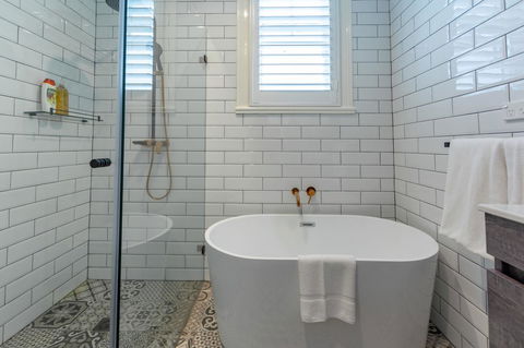 Heritage Townhouse Near Harbour Bridge - Accommodation in Bendigo 2