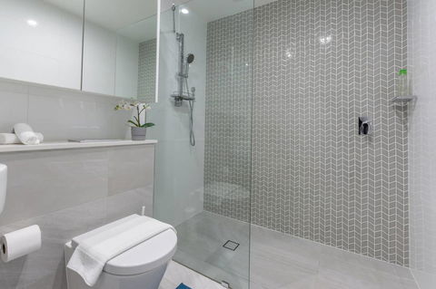 Inner City Stylish Apt Walk To Green Square - Accommodation in Bendigo 14
