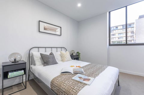 Inner City Stylish Apt Walk To Green Square - Accommodation in Bendigo 5
