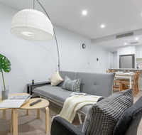 Inner City Stylish apt Walk to Green Square - Accommodation in Bendigo