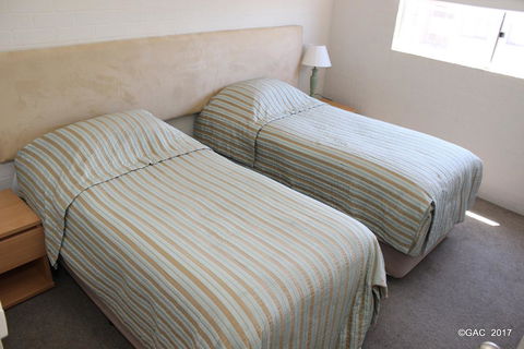 Mollymook Cove Apartments - Accommodation in Bendigo 17