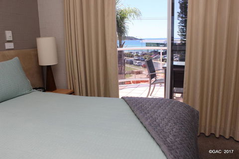 Mollymook Cove Apartments - Accommodation in Bendigo 6