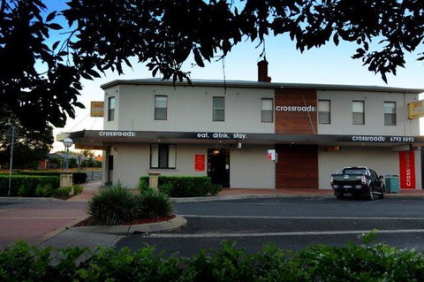 Crossroads Hotel - Accommodation in Bendigo 18
