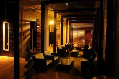 Crossroads Hotel - Accommodation in Bendigo 29