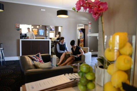 Crossroads Hotel - Accommodation in Bendigo 36