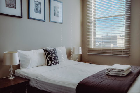 Crossroads Hotel - Accommodation in Bendigo 2
