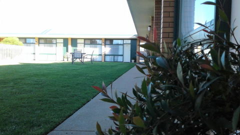 Junee Motor Inn - Accommodation in Bendigo 9
