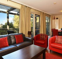 Villa Cypress located within Cypress Lakes - Accommodation in Bendigo