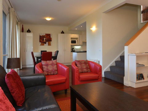 Villa Executive 2br Cypress DS Located Within Cypress Lakes Resort - Accommodation in Bendigo 1