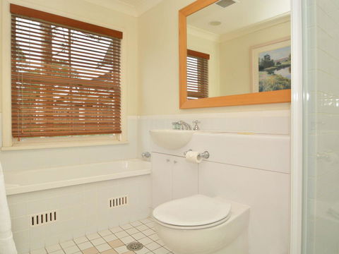 Villa Executive 2br Cypress DS Located Within Cypress Lakes Resort - Accommodation in Bendigo 12