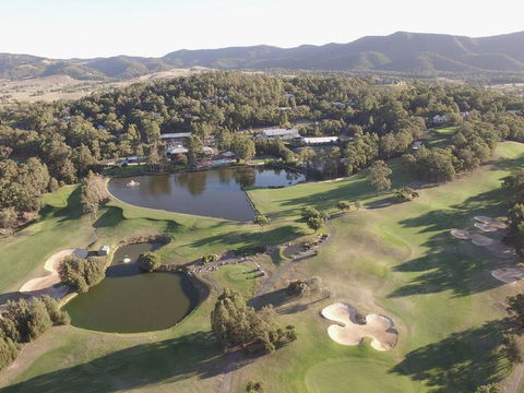 Villa Executive 2br Cypress DS Located Within Cypress Lakes Resort - Accommodation in Bendigo 4