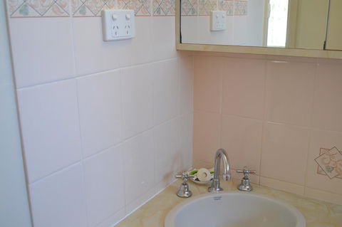 Sundial Holiday Units - Accommodation in Bendigo 43