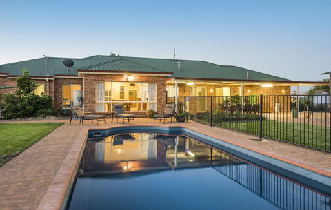 Colonial Court Villas - Accommodation in Bendigo 2