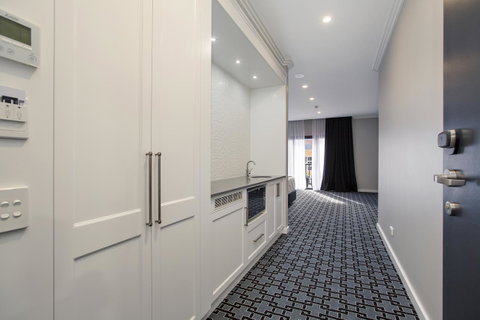 CH Boutique Hotel & Apartments, Ascend Hotel Collection - Accommodation in Bendigo 6