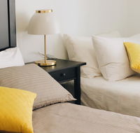 Modern  Cosy 2-Bedroom Apartment Hornsby - Accommodation in Bendigo