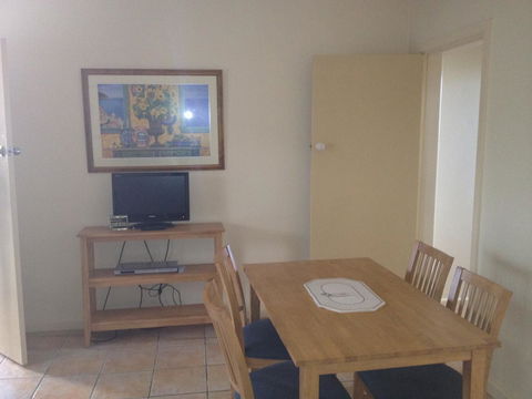 Oxley Cove Holiday Apartment - Accommodation in Bendigo 9