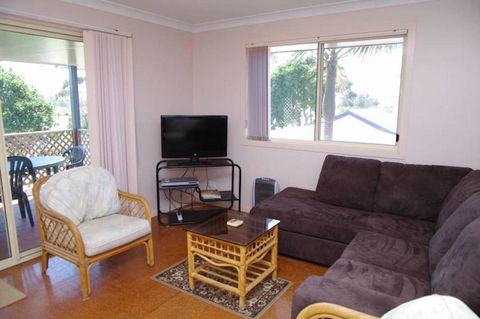 Bellhaven 2, 17 Willow Street - Accommodation in Bendigo 1