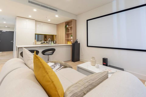 Japanese Style Waterfront Apt Wt Rooftop Pool - Accommodation in Bendigo 16