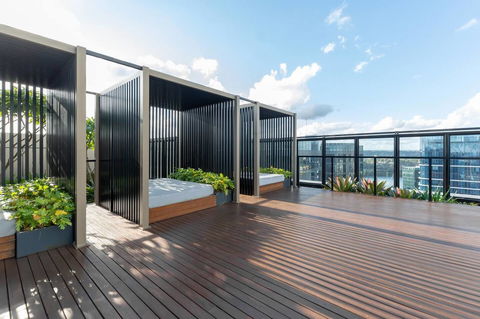 Japanese Style Waterfront Apt Wt Rooftop Pool - Accommodation in Bendigo 18