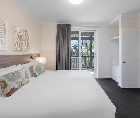 Oaks Cypress Lakes Resort - Accommodation in Bendigo 22