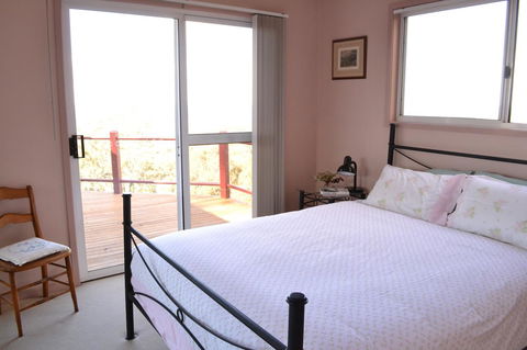 Bundle Hill Cottages - Accommodation in Bendigo 27