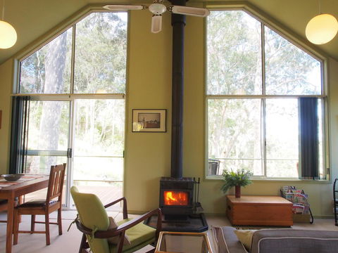 Bundle Hill Cottages - Accommodation in Bendigo 13