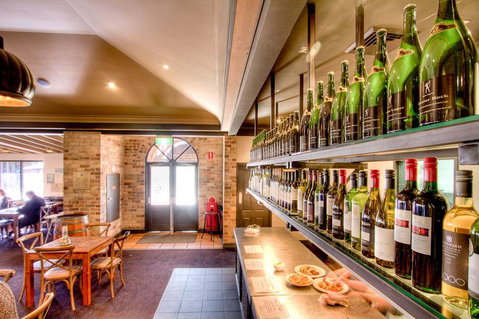 Potters Apartments - Accommodation in Bendigo 34