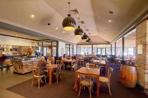 Potters Apartments - Accommodation in Bendigo 35