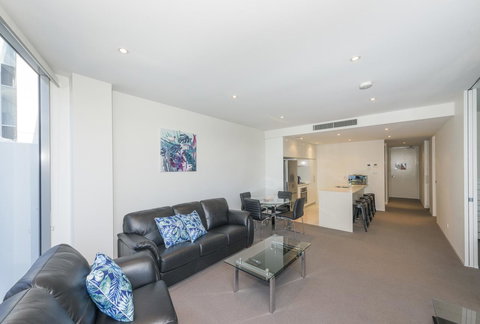 Lakefront 116 Kingston ACT - Accommodation in Bendigo 1